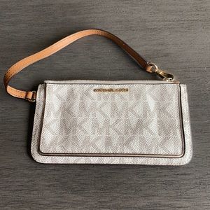 Michael Kors wristlet
